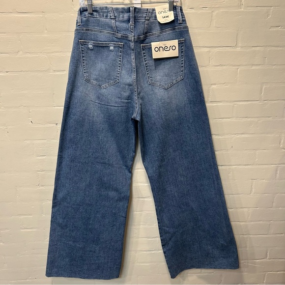 NWT ONESO Mid Rise Wide Leg Jeans 14W - Picture 1 of 6